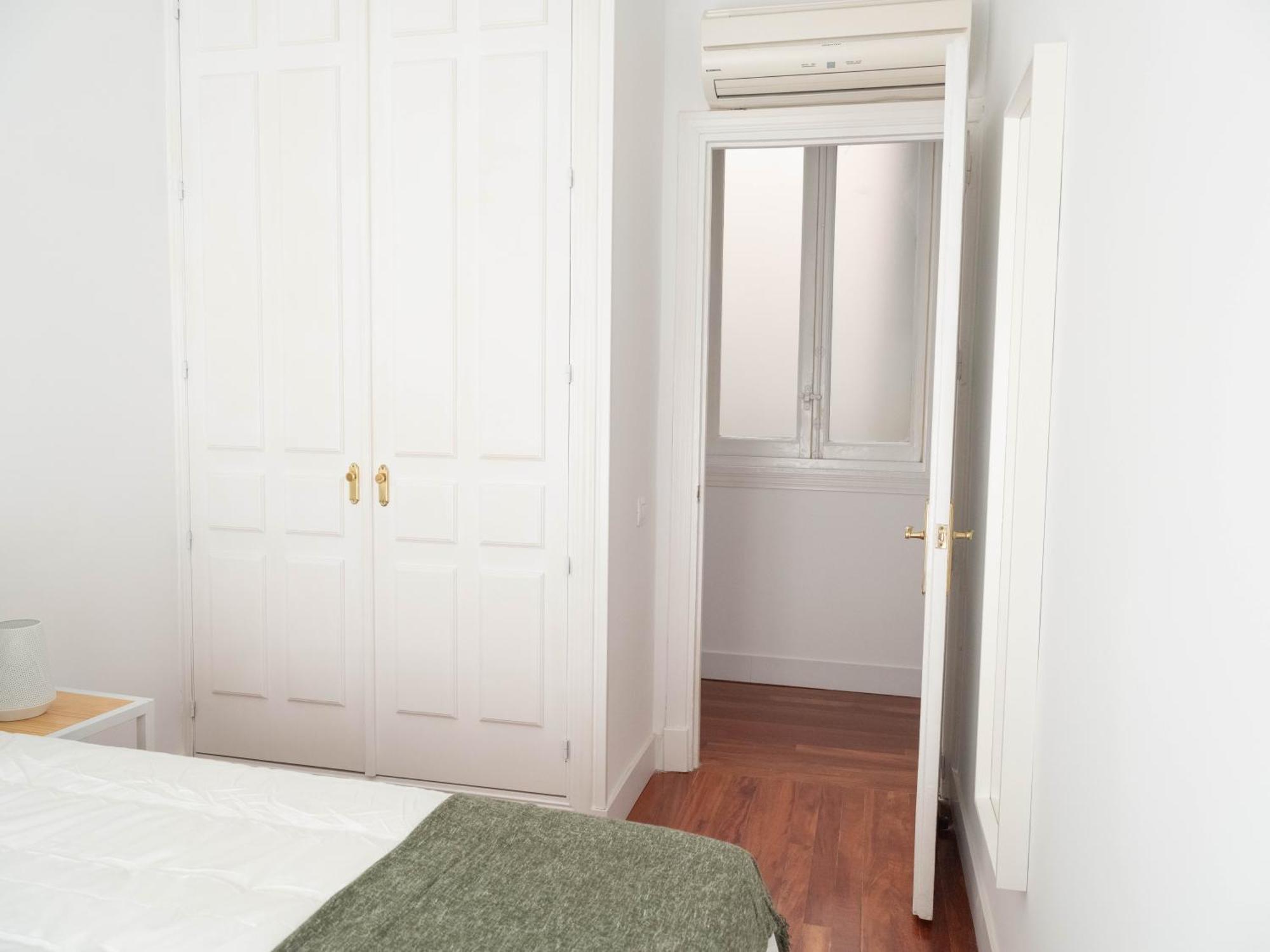 Slow Suites Sol Madrid Luaran gambar
