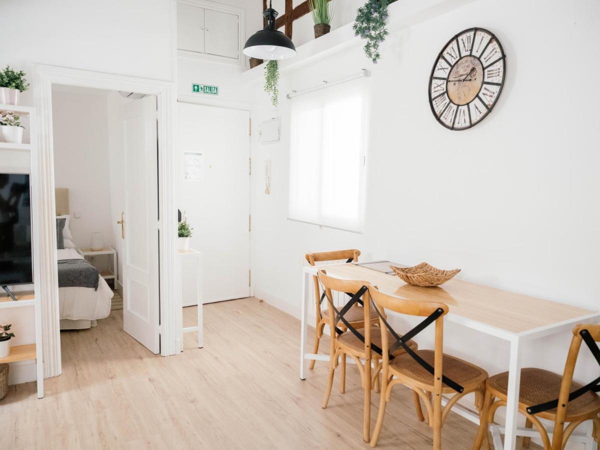 Slow Suites Sol Madrid Luaran gambar