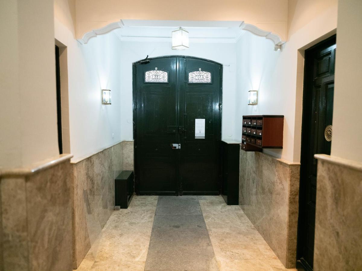 Slow Suites Sol Madrid Luaran gambar