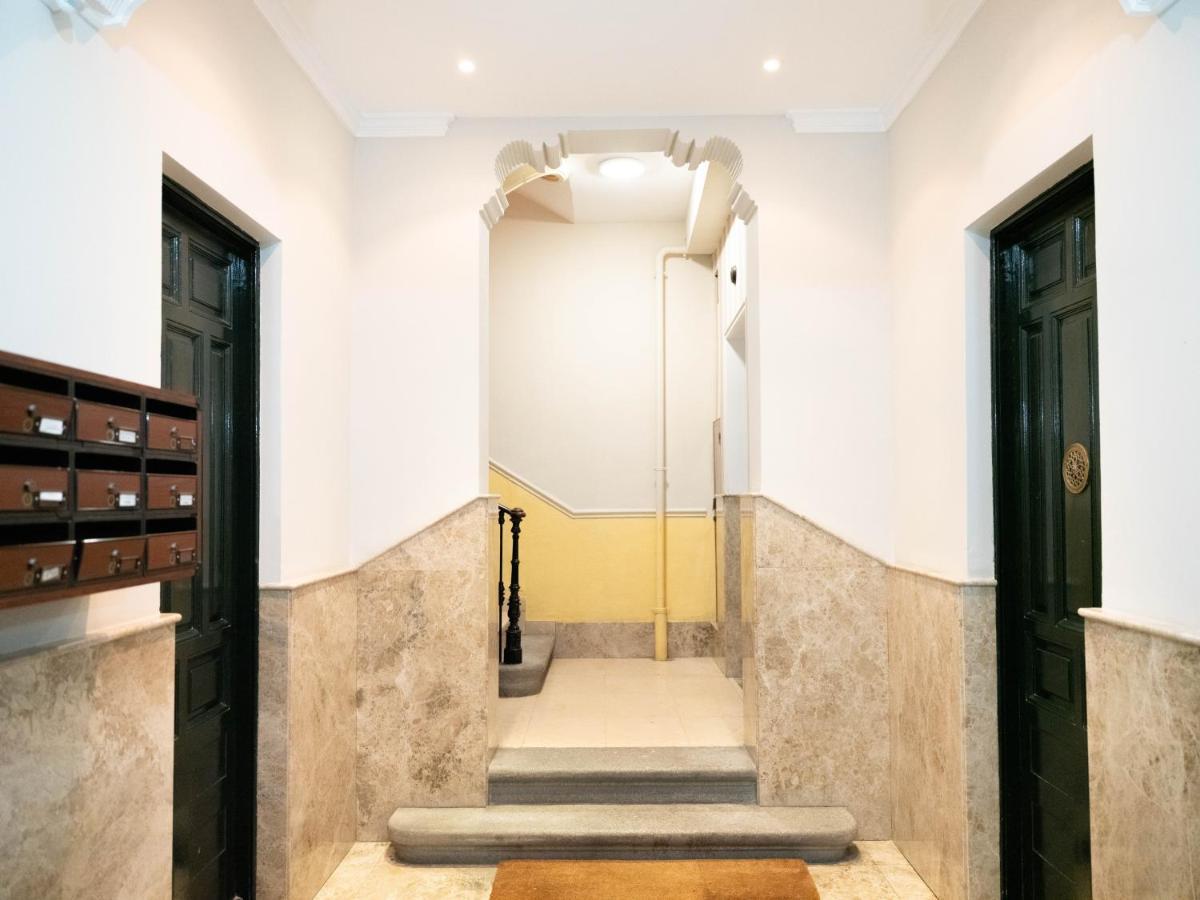 Slow Suites Sol Madrid Luaran gambar